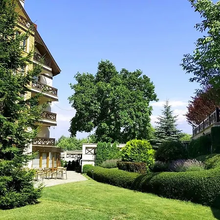 Private Regnum Resort