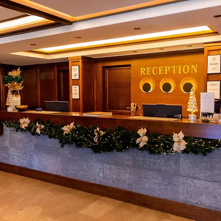 Private In A Five-star In * Бансько