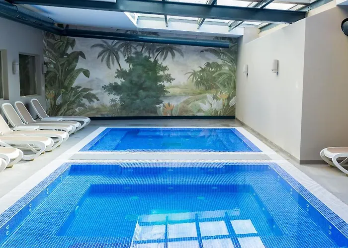 Курортний комплекс Private In A Five-star In Бансько